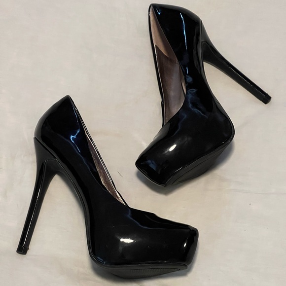 Steve Madden Shoes - Steve Madden - P-Kory Patent Platform Heel - OBO